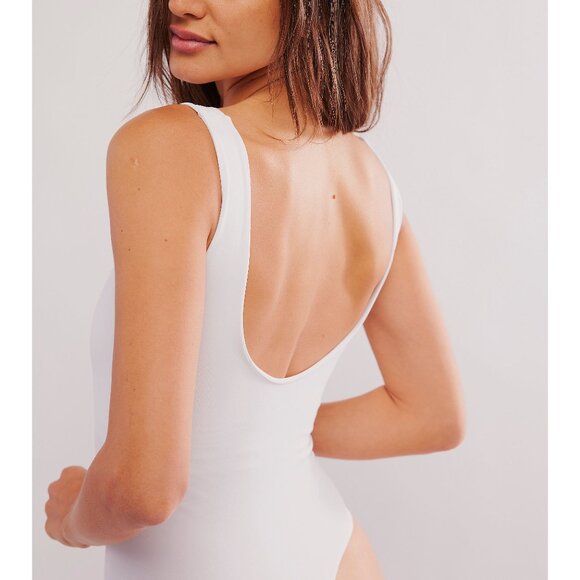 🎉LAST CHANCE🎉 FREE PEOPLE Clean Lines Bodysuit / White - Picture 3 of 6